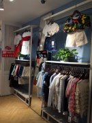 贩厶服饰招聘店长导购