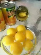 黄桃罐头