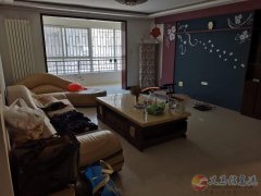 榕园小区二楼四室两厅