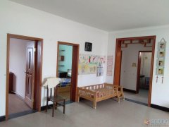 龙山街西东园小区售房一套