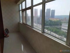 【出租】三室两厅140平，有电梯，适合办公