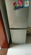 低价出租精装两室两厅拎包入住