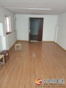 带小院房屋出租