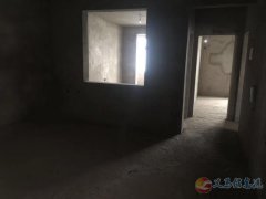 银杏路水岸华庭 三室一厅精品户型