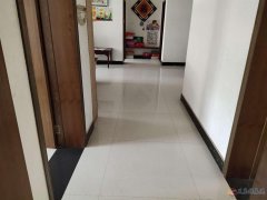 荣泰小区6号楼（煤气公司院内）2楼房屋出售