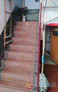 售两层独家院，(出租下边一层)