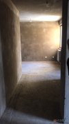 出售金银叶小区4楼房屋