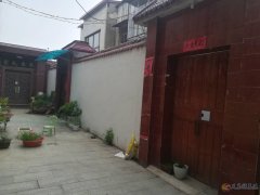 出租两层独家小院200平左右 红盾大厦后两层