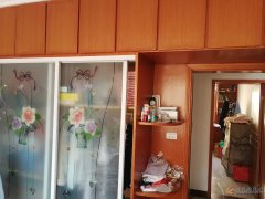 毛沟常苑东区70平米精装房出售
