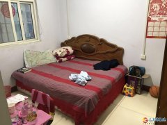 租房不如买房，现诚意出售香山街住房一套，带暖气，热的只想脱衣