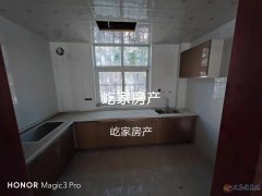 千秋社区 128平三室新装修 低楼层  低价出售