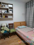 连银小区二区房屋出售，拎包入住，水电暖齐全，有意者联系！