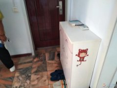 政府小区二楼出租