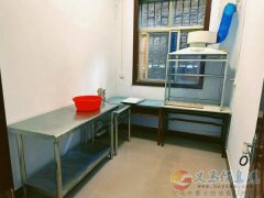 拎包入住，黄金地段，家电齐全