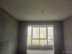 出售英山学校对面高层1楼3室一厅