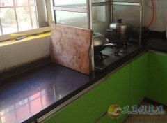 出租兴苑小区住房两室一厅