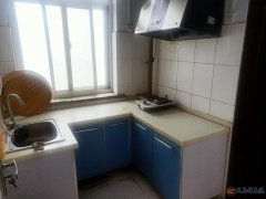 兴苑小区6楼60平两室一厅特价出售，带煤棚拎包入住
