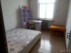 兴苑小区6楼60平两室一厅特价出售，带煤棚拎包入住