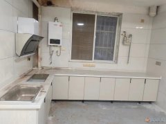 石门社区一楼精装学区房 三室两厅 月租850