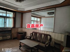 兴苑小区幼儿园附近3楼 83平 3室2厅 仅需18.8万领包