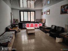 出售：电业局附近150平四室两厅35万
