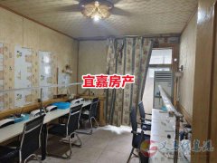 巴奴附近三楼学区房 65平2室1厅 7.8咱领包住 位置优出
