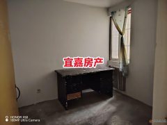 银杏国际南门对面三楼 96平 3室1厅 18.8万出 暖燃齐