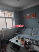 巴奴后2室1厅精装学区房 8.8万领包住