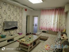 房屋出售：连银小区二区四楼三室一厅75平方，精装修，水电暖齐