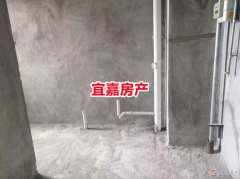 信托大厦电梯房135平三室两厅22.8万元