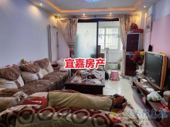 三中对面三楼 139平 3室2厅 36.8万领包住 大产权可