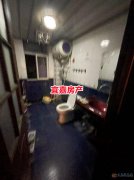 千园小区精装6楼121平3室2厅13.8万元