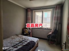 连银小区精装房2楼91平3室1厅20.8万