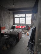 技校斜对面电梯房136平3室2厅2卫34.8万