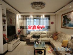 千和小区精装电梯房126平3室2厅2卫31.4万元