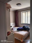 2楼，75平3室1厅精装，拎包入住，1区好位置