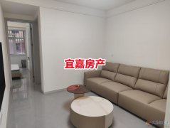 1楼，体育场对面67平2室1厅21.8万