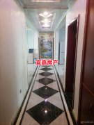 马岭一期精装电梯房143平3室2厅2卫42.8万，有证