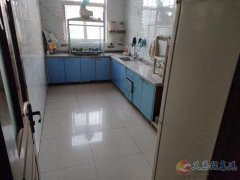 急售直降5万，136平3室2厅带间地下室，现仅需18.5万，