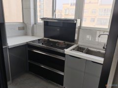 义腾小区电梯房，120平3室2厅全新精装，一天没住，仅需32