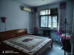 1楼，有证可过户，市中心75平3室2厅，拎包入住