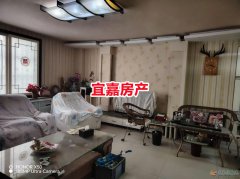 东园小区1楼146平3室2厅2卫41万，有证
