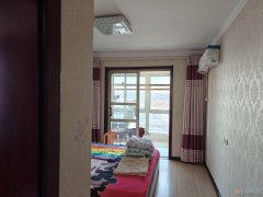 36.8万，精装电梯房，8楼，136平3室2厅2卫，拎包入住