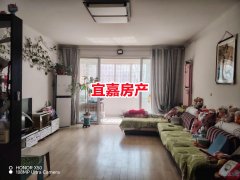 银杏路步梯二楼  138平 3室2厅 43.5万 燃暖齐全拎