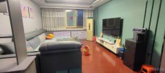 市中心 135平精装5楼 三室两室
