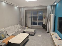 电梯精装出租房:外国语小学附近2室96㎡，1250元/月