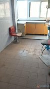 2楼，13.5万，96平3室1厅暖燃齐，慢了无，六栋楼附近