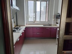 首付8万，银杏国际137平3室2厅，大产权可过户贷款