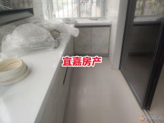 2楼全新装 138平 3室2厅2卫 首付8万即得 大产权可过