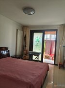 2楼，122平3室2厅，家具家电全装修新，拎包入住1100元